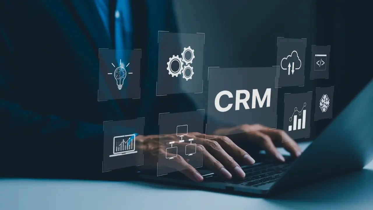 Common Mistakes To Avoid In CRM - Infographic Thumbnail